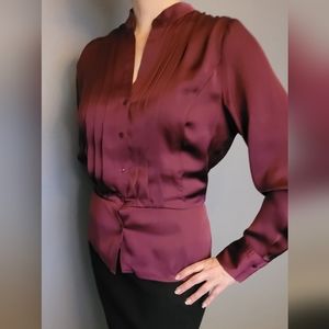 Jones New York Satin Burgundy Long Sleeve Blouse. Size L